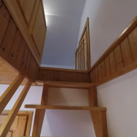 Napsuetoette Kehida Rum i privatbostad