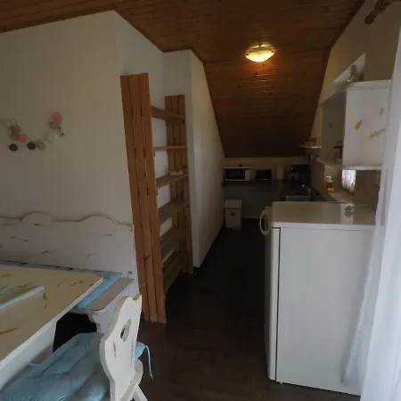 Rum i privatbostad Napsuetoette Kehida Kehidakustány